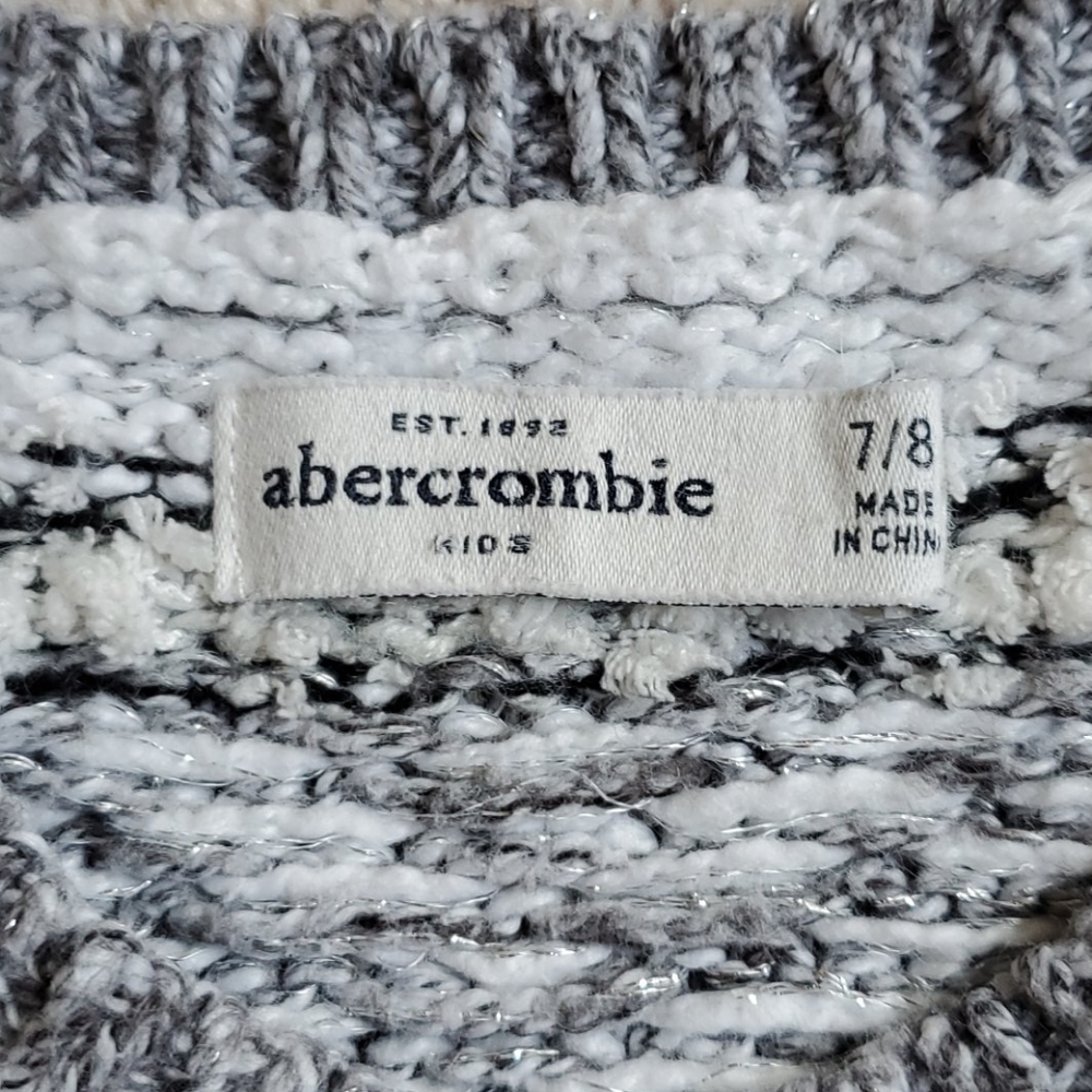 Sweater - Picture 2 of 3